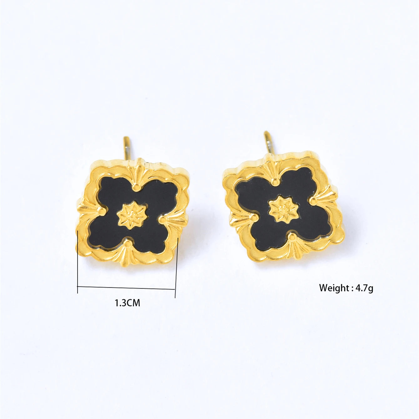 Vintage Elegant Stainless Steel 18K Gold Plated Clover Hypoallergenic Waterproof Necklace Bracelet Earrings Women'S Jewelry Set