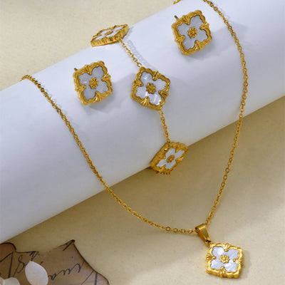 Vintage Elegant Stainless Steel 18K Gold Plated Clover Hypoallergenic Waterproof Necklace Bracelet Earrings Women'S Jewelry Set