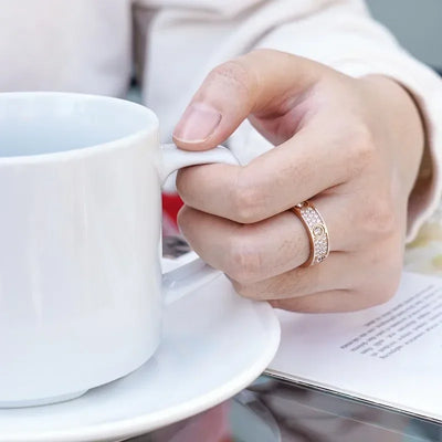 925 Sterling Silber Breite Version Drei Reihen Moissanite Diamant Verlobungsring  Gelbgold Ringe